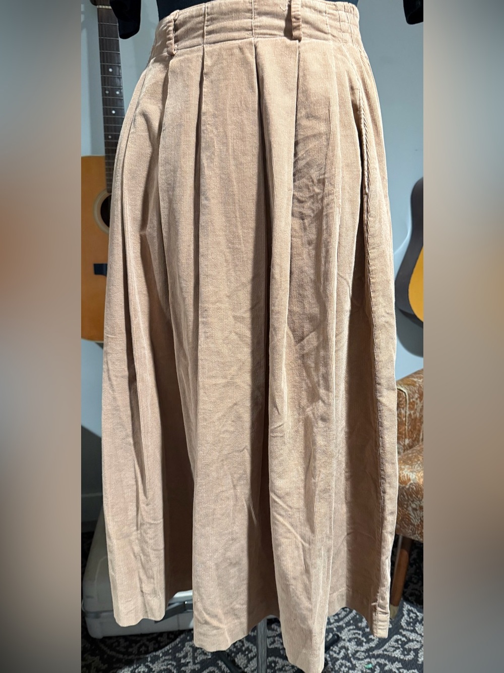Women’s Pleated Beige corduroy skirt